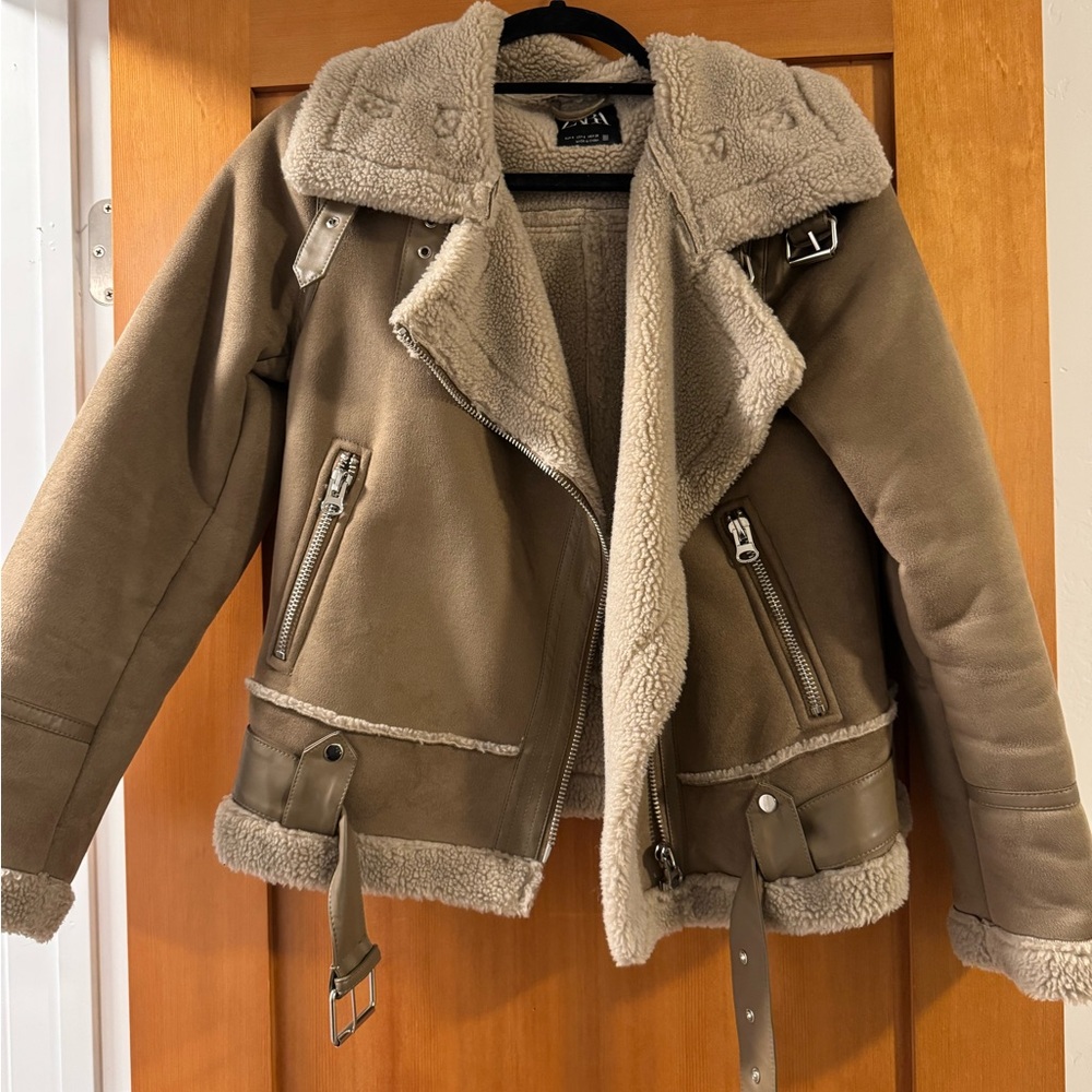 ZARA Faux Suede Oversized Women’s Jacket with Shearling Lining